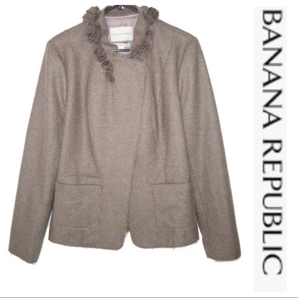 New! Banana Republic Wool Blend Tan Jacket!